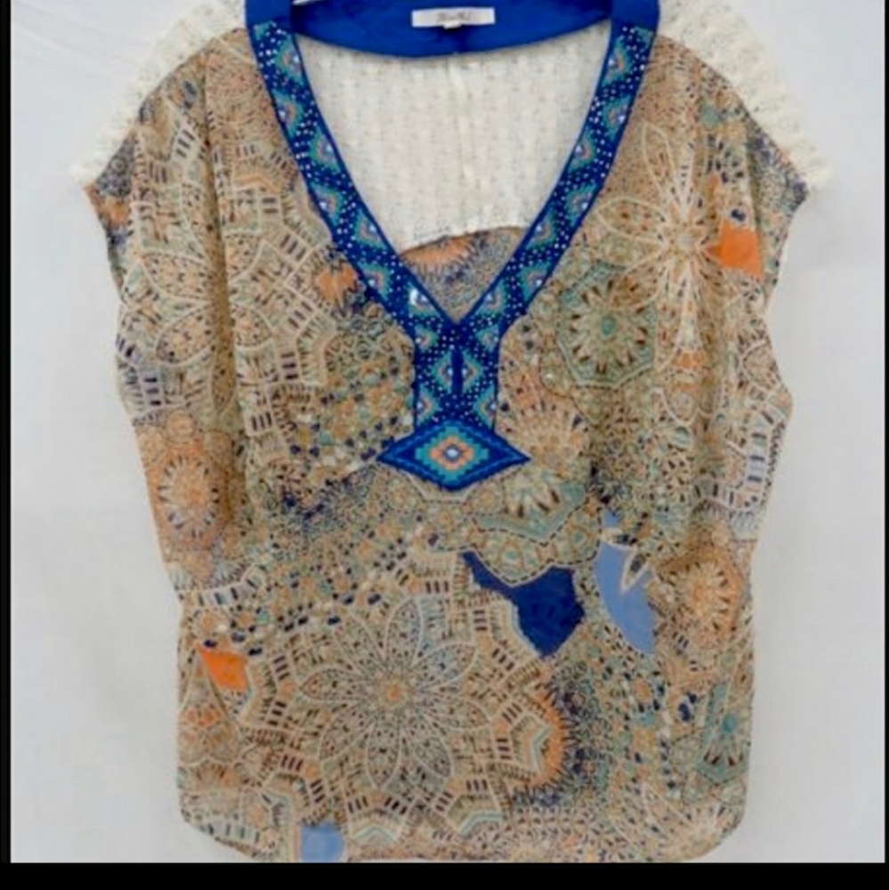 Tribal Patterned Boho Miss Me Embellished Top Sz M